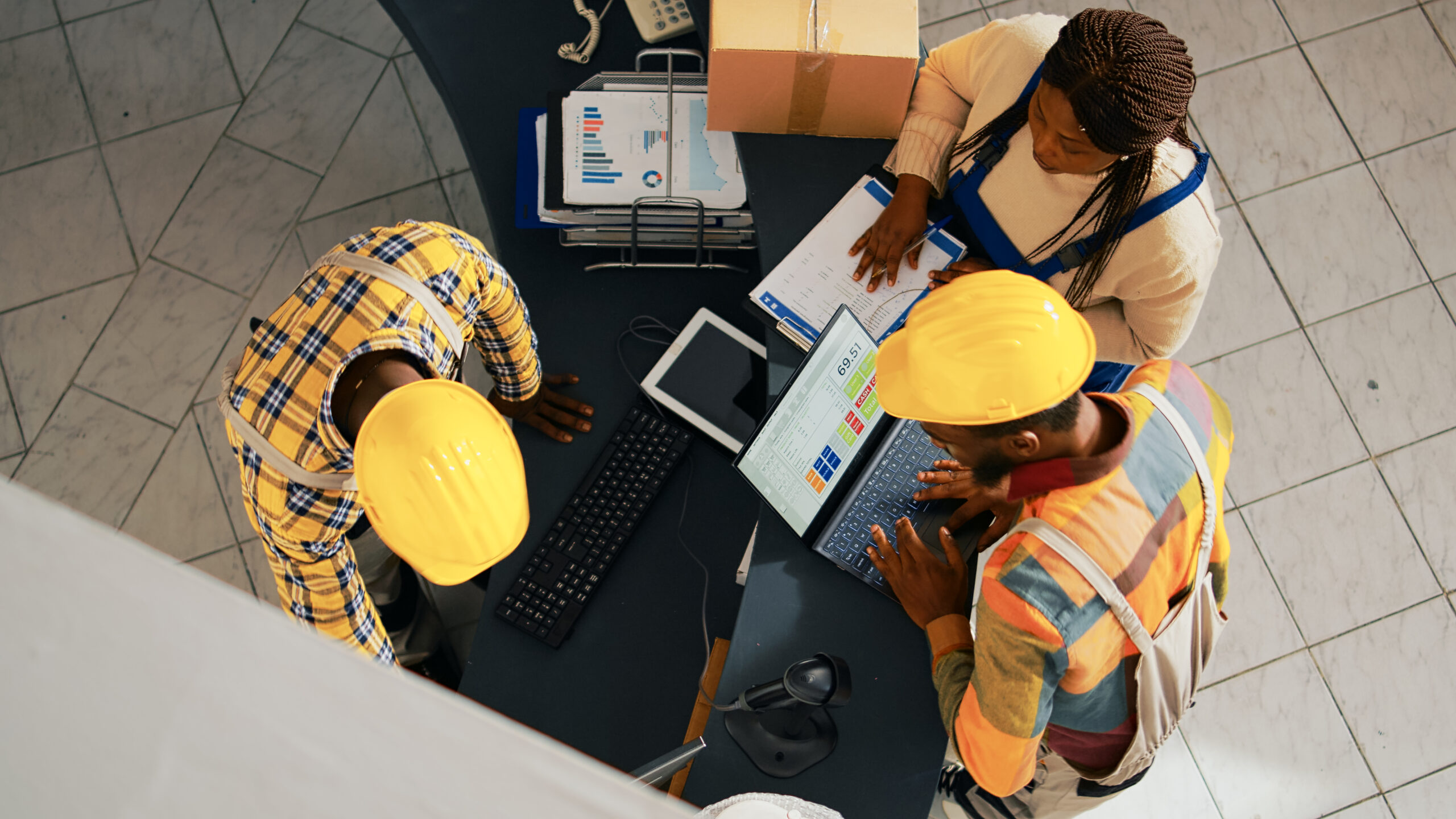 Skilled Trades Jobs Abroad: The Proven Way to Check Real Requirements Before You Apply