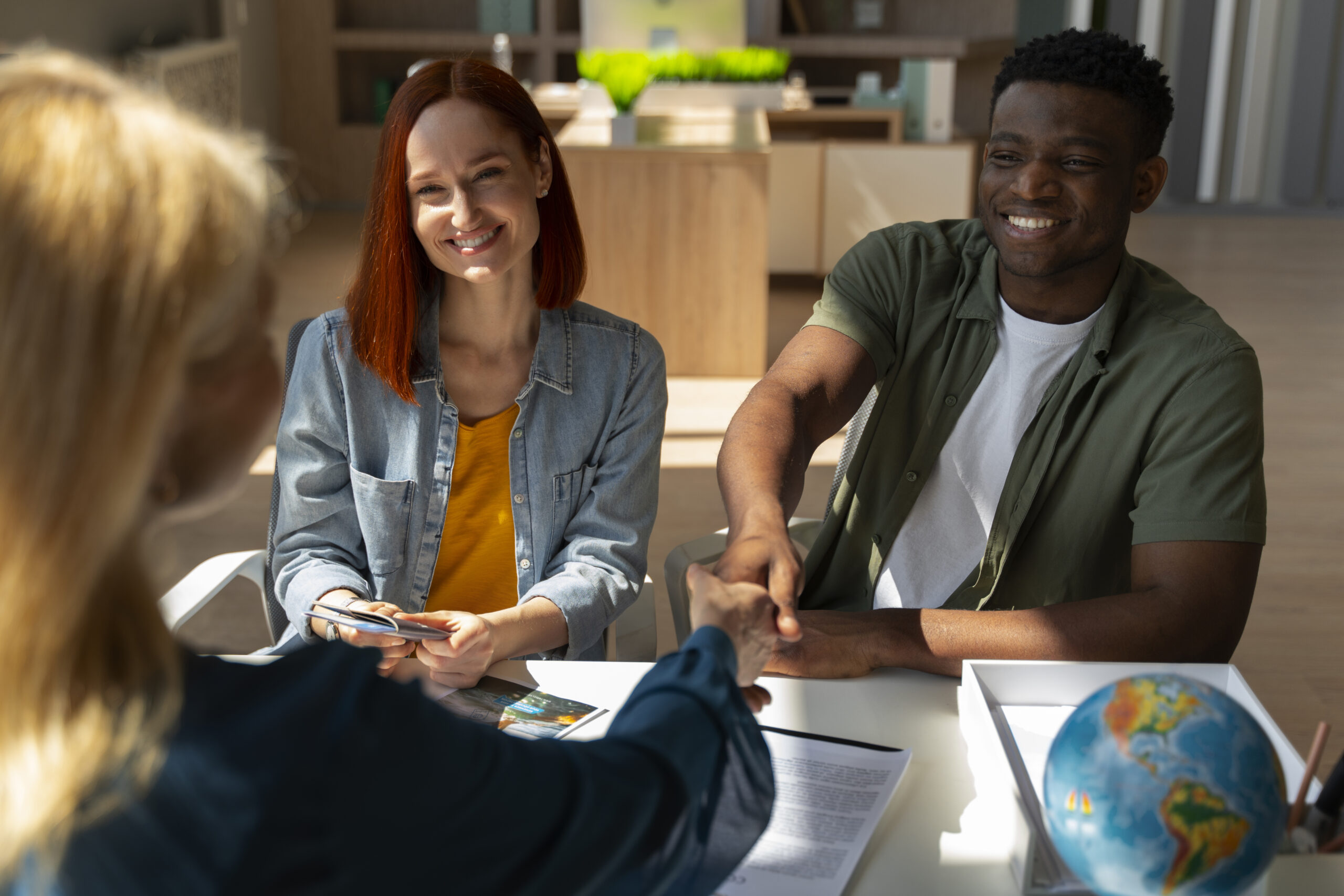 Applying From Abroad: How to Verify Visa Sponsorship Jobs and Plan a Scholarship Application Timeline