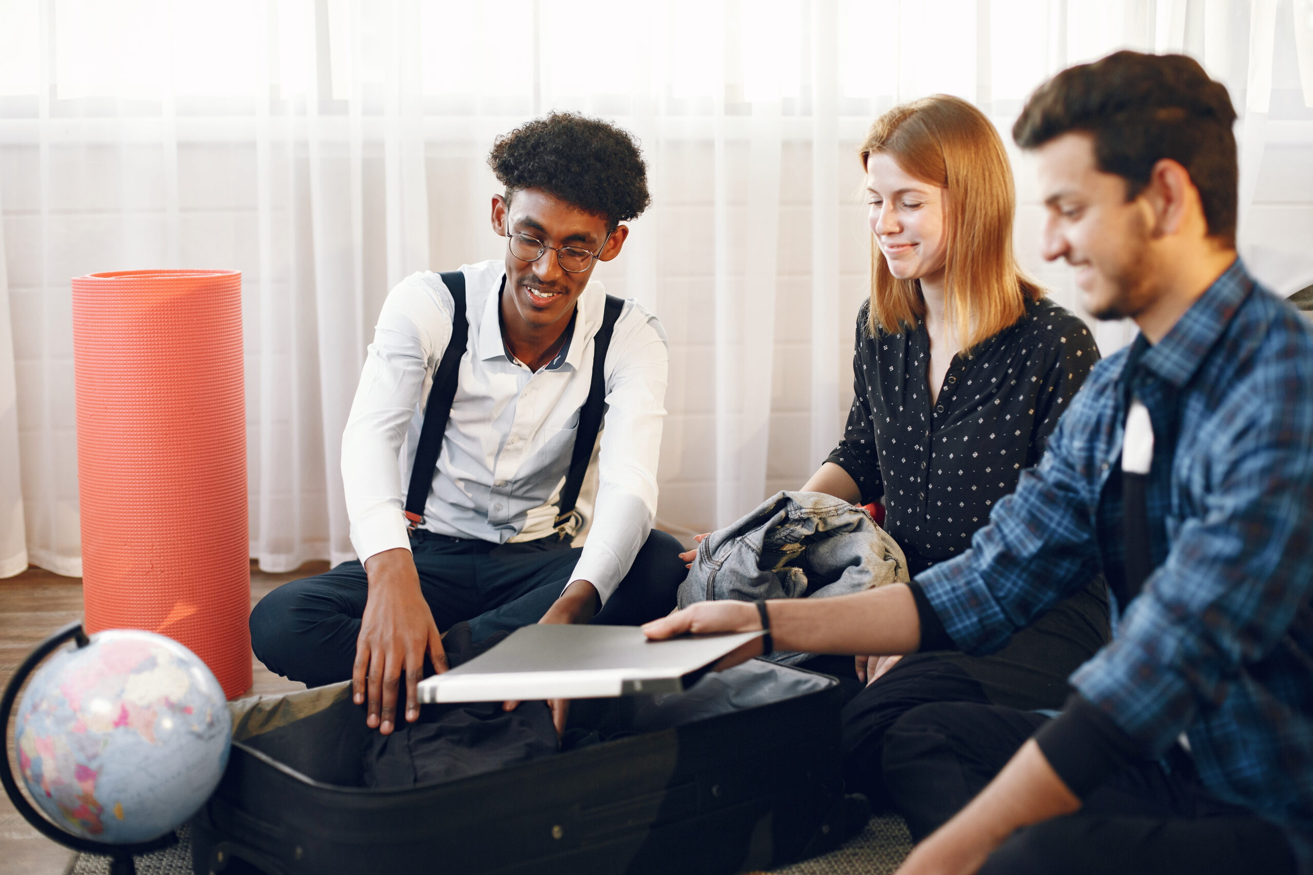 How to Find Scholarships Abroad That Include Monthly Living Allowances